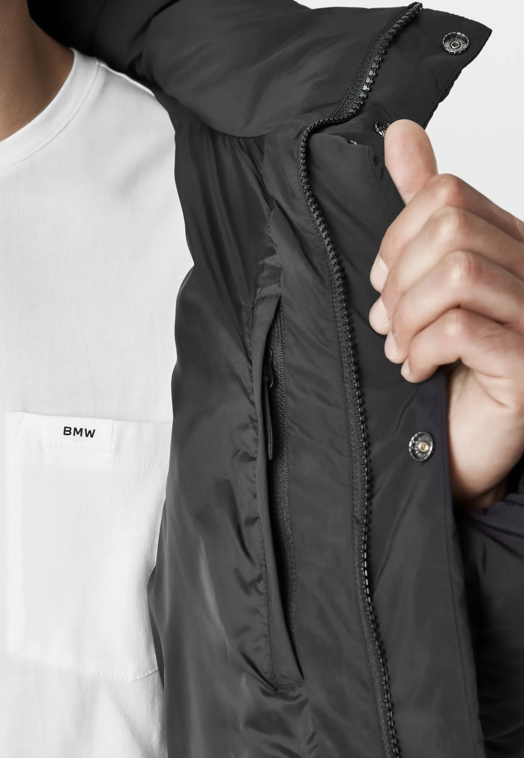 Hot BMW Lifestyle BMW Offset Tag Jacke black